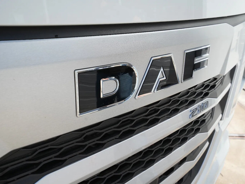 Новий Вантажівка з закритим кузовом DAF XB 210 FA 12T NEW: фото 9