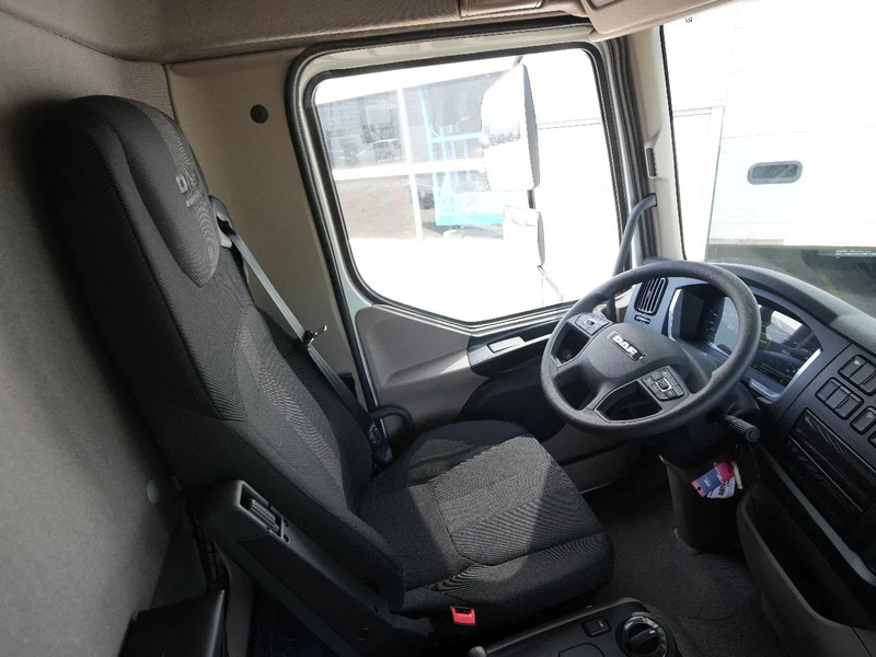 Новий Вантажівка з закритим кузовом DAF XB 210 FA 12T NEW: фото 18