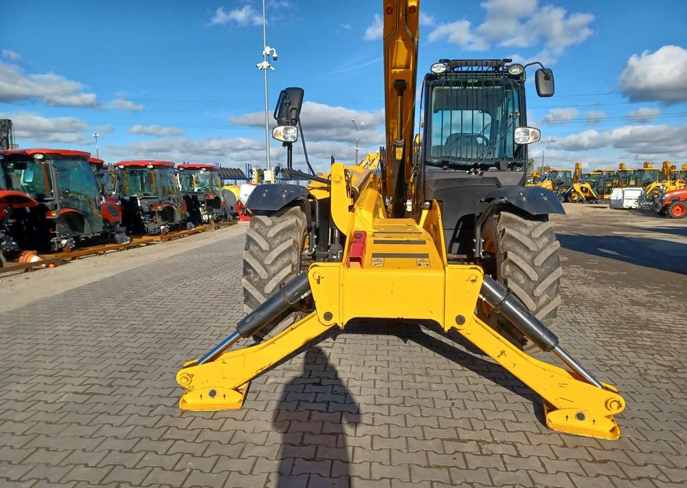 Навантажувач телескопічний JCB 535-125: фото 15