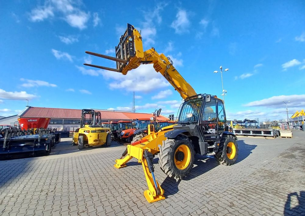 Навантажувач телескопічний JCB 535-125: фото 16