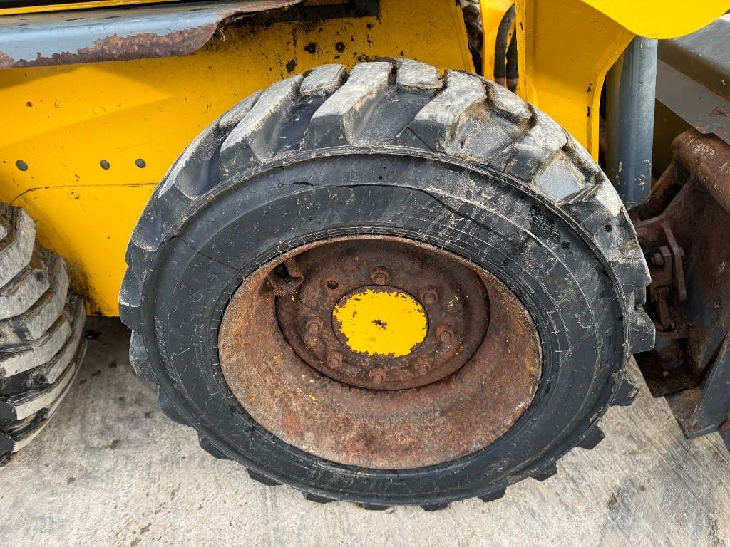 Міні-навантажувач Gehl R 135 Skid Steer: фото 11