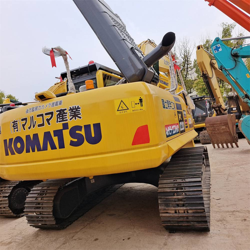 Гусеничний екскаватор Komatsu PC 220-8: фото 16