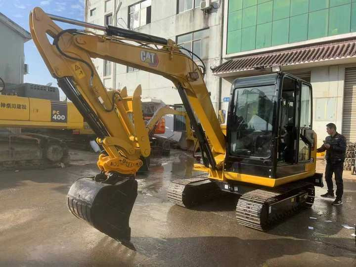 Гусеничний екскаватор Lowest price used cat 306E2 small crawler digger caterpillar 306e2 mini excavator for sale: фото 6