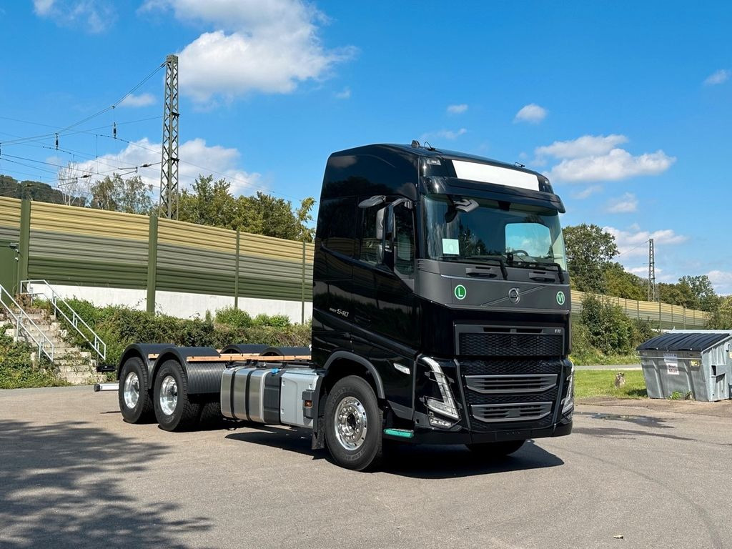 Новий Вантажівка шасі Volvo FH 540 6x4: фото 7