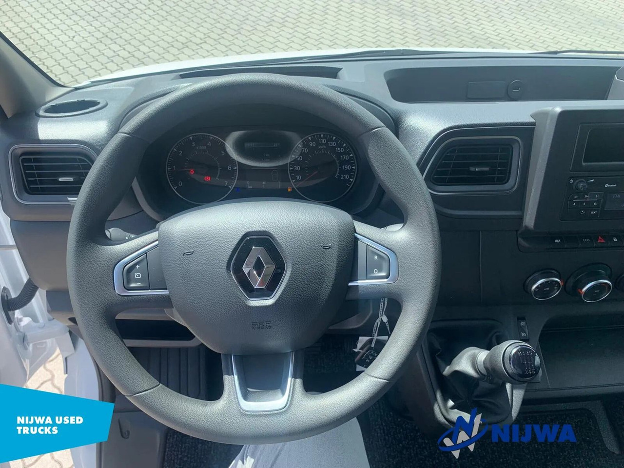 Новий Суцільнометалевий фургон Renault Master 180 L3H2 Airco + Bluetooth Kasten: фото 9