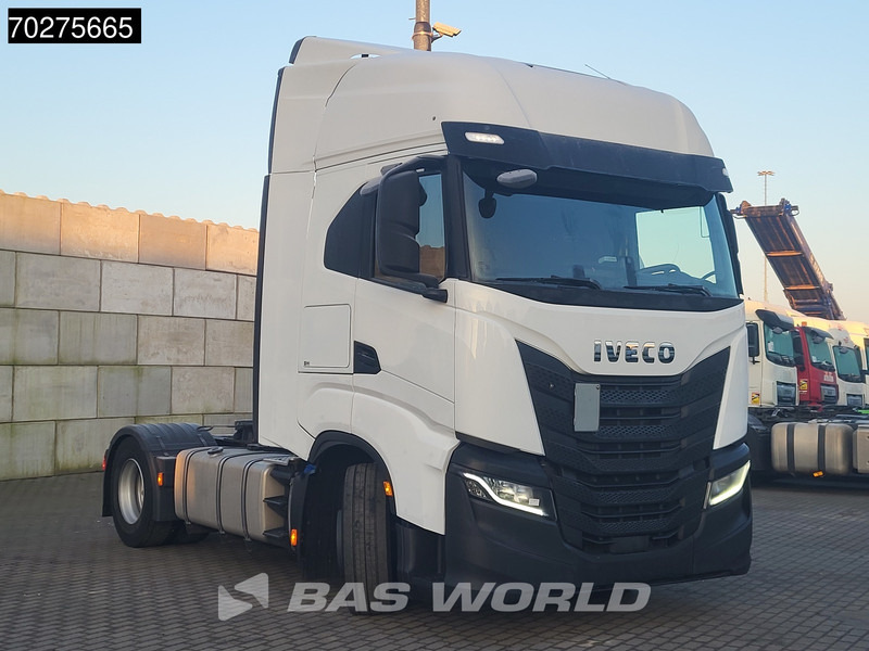 Тягач Iveco S-Way 490 4X2 Retarder Euro 6 Standklima ACC 2x tanks: фото 14