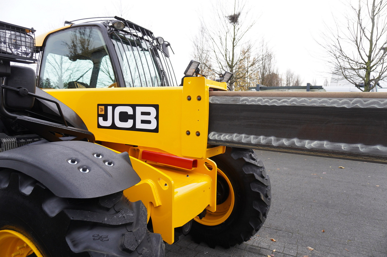 Телескопічний фронтальний навантажувач JCB 560-80 / 6 ton lifting capacity / power 146 HP: фото 29