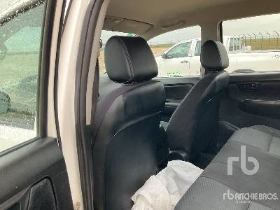Пікап TOYOTA HILUX 4x4 Crew Cab 4x4: фото 12