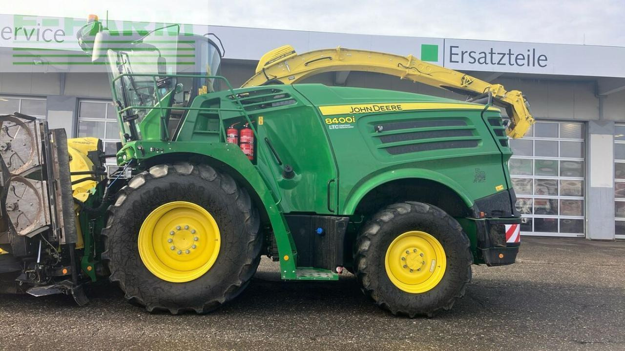 Кормозбиральний комбайн John Deere 8400i: фото 9