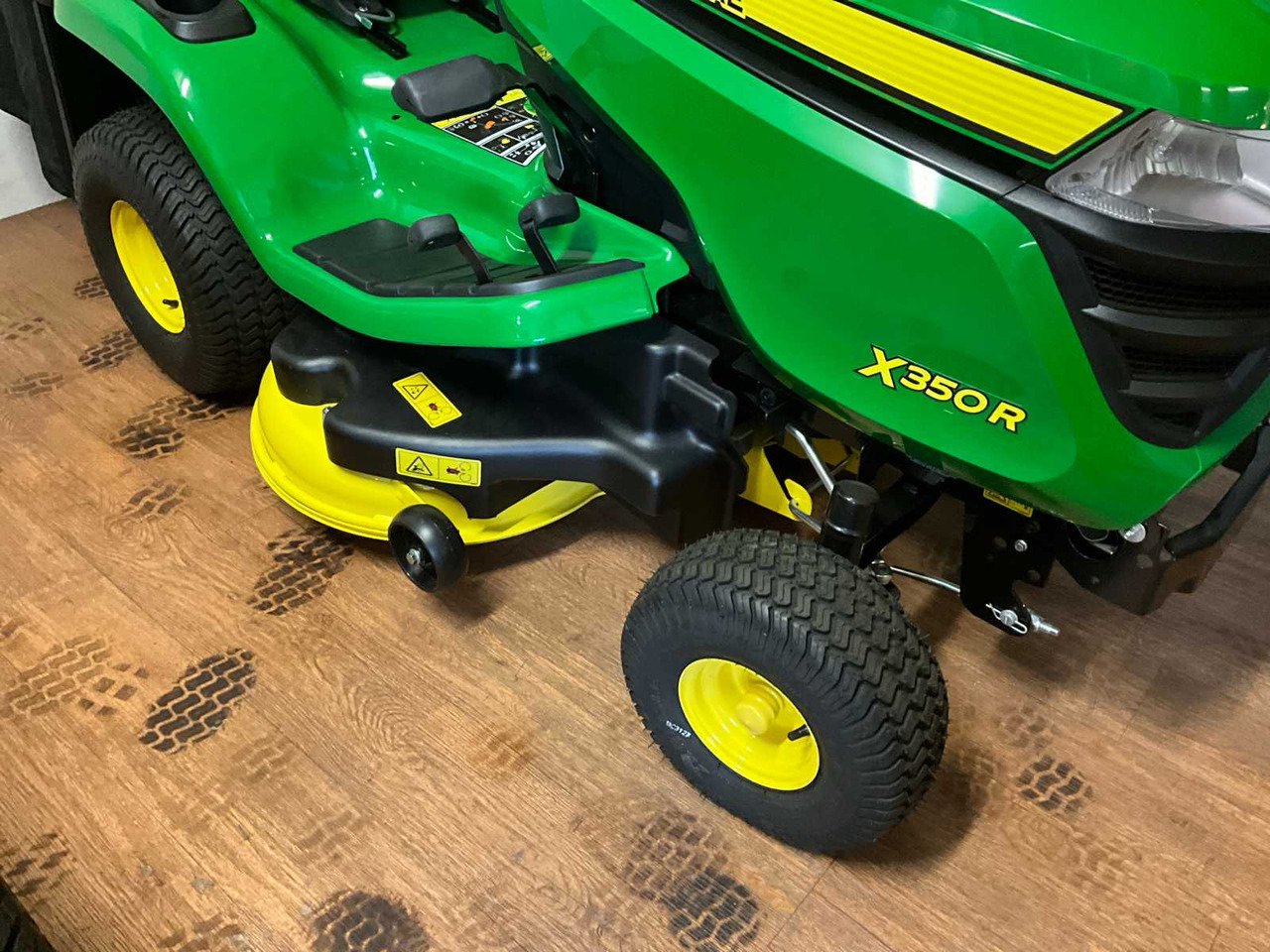 Газонокосарка John Deere X350R: фото 15