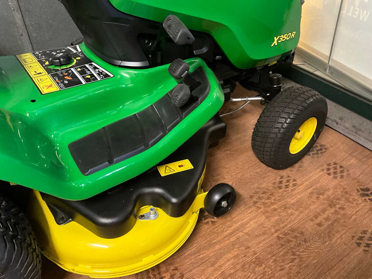 Газонокосарка John Deere X350R: фото 7