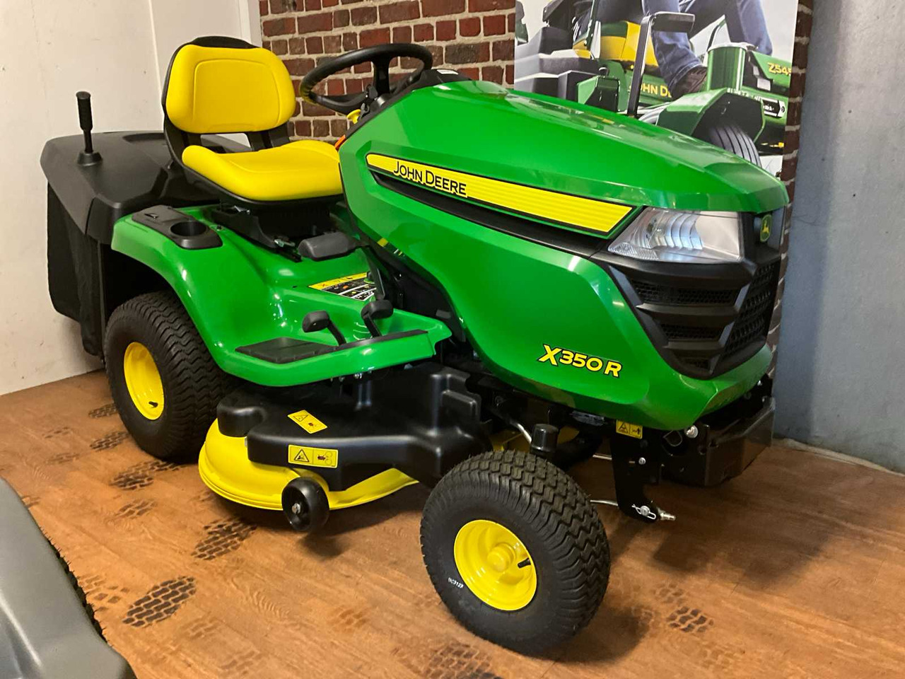 Газонокосарка John Deere X350R: фото 9