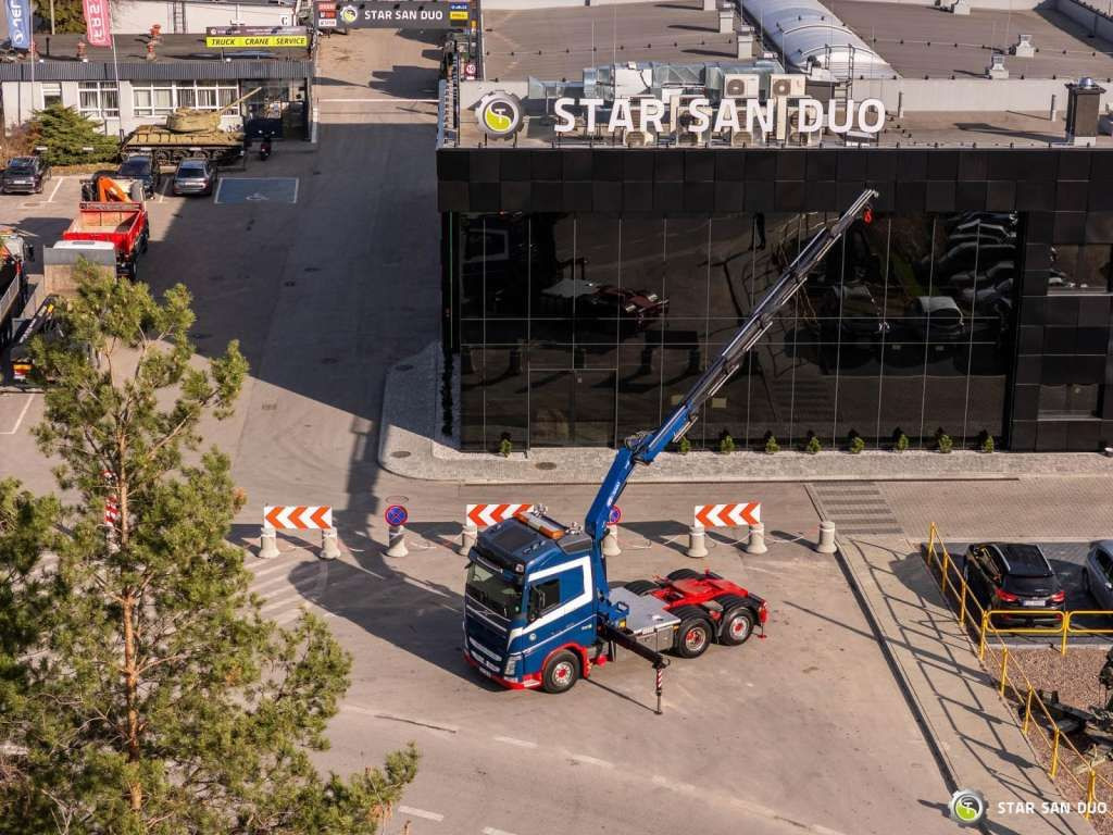 Новий Вантажівка з маніпулятором, Тягач Volvo  FH 500 6x2 HMF 3220-K5 HDS Crane Euro 6: фото 30