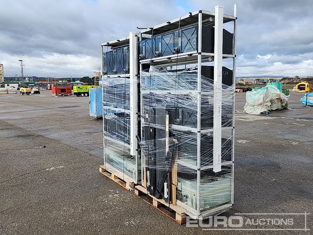 Будівельне обладнання Pallet of Varios Aquariums (2 of): фото 6